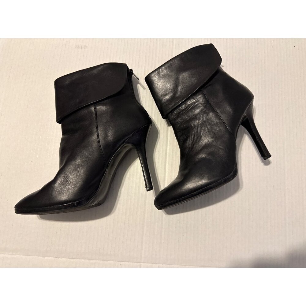 Lauren Ralph Lauren Leola Black Leather Ankle boots Fold-over cuff Size 10B - Picture 1 of 11